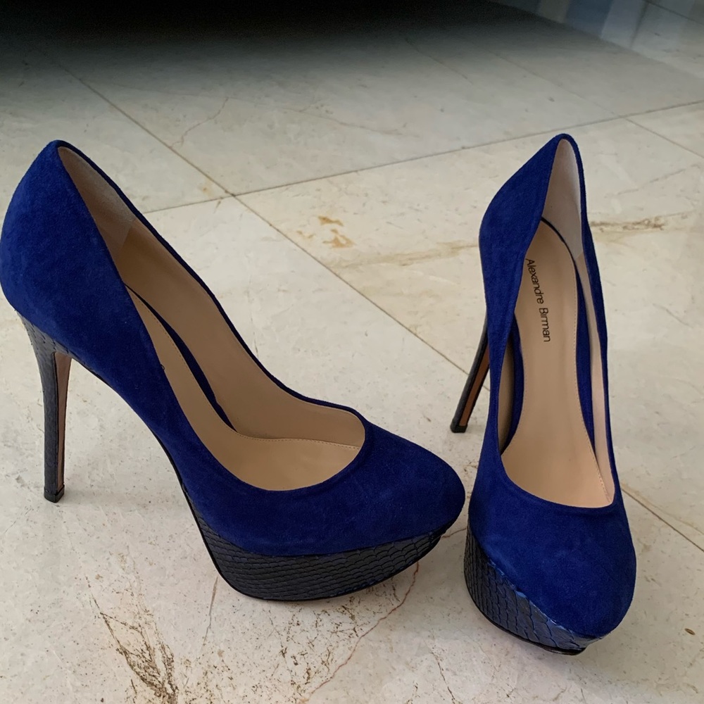 Alexandre Birman suede blue pumps size 9-1/2.